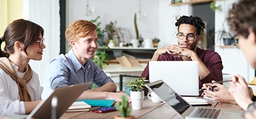 Echipă outsourcing AVM Work